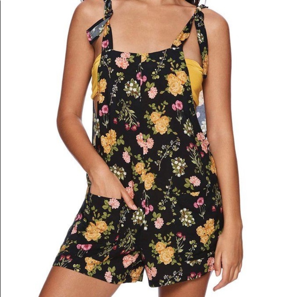 Beach Bunny “Sunny” Romper